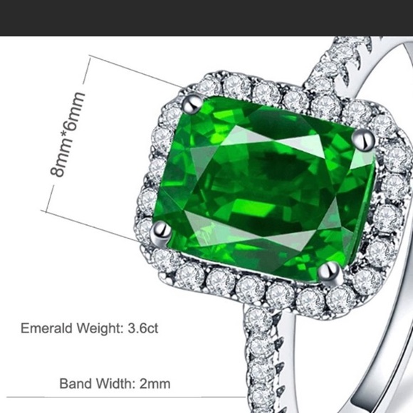 Emerald Halo Ring - Picture 9 of 10